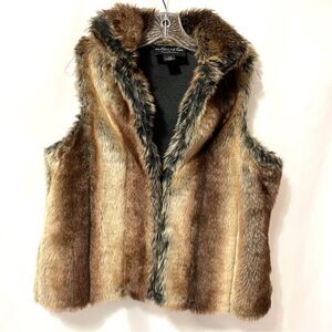 outdoor edition by Parkhurst faux fur vest
